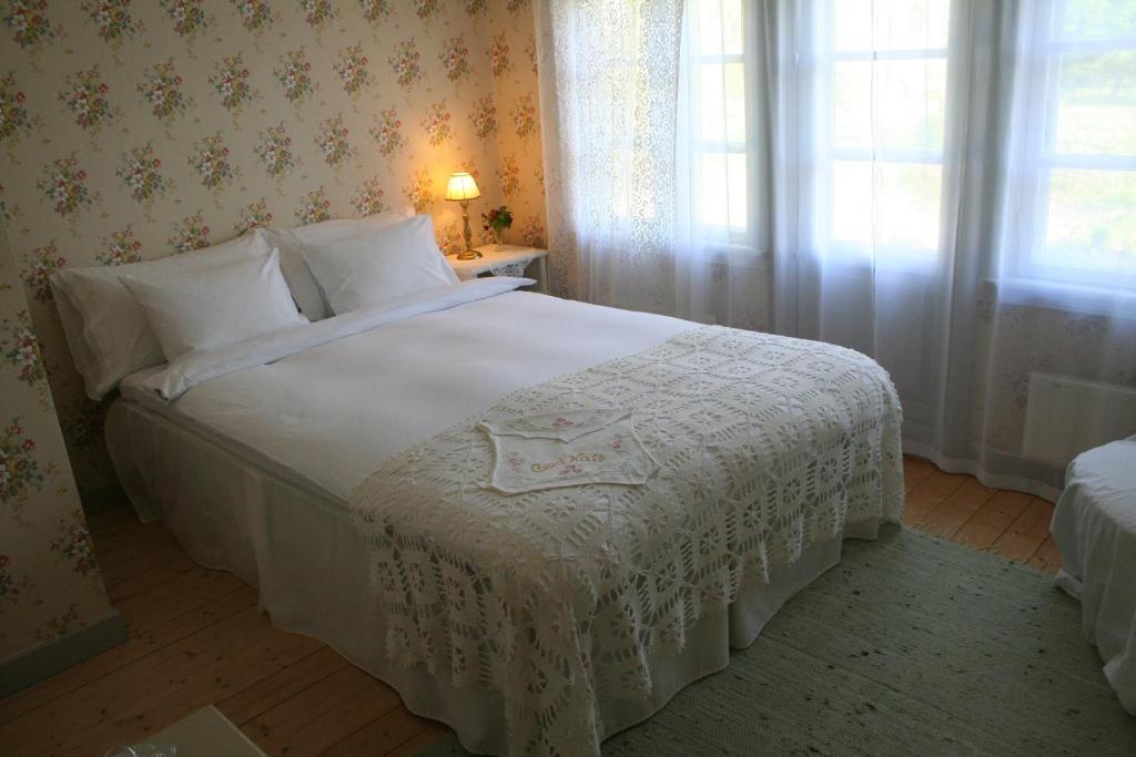 Vildrosor & Hoens Hagstad Kamer foto
