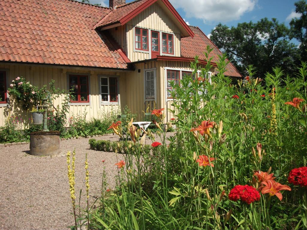 Vildrosor & Hoens Hagstad Buitenkant foto