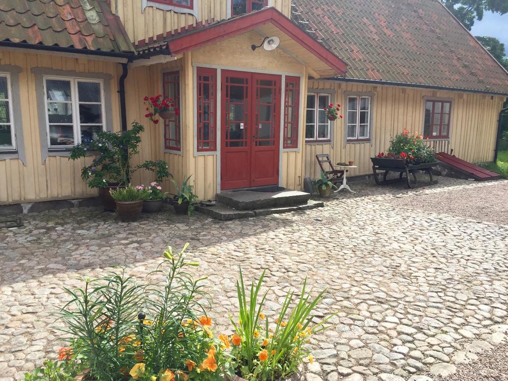 Vildrosor & Hoens Hagstad Buitenkant foto