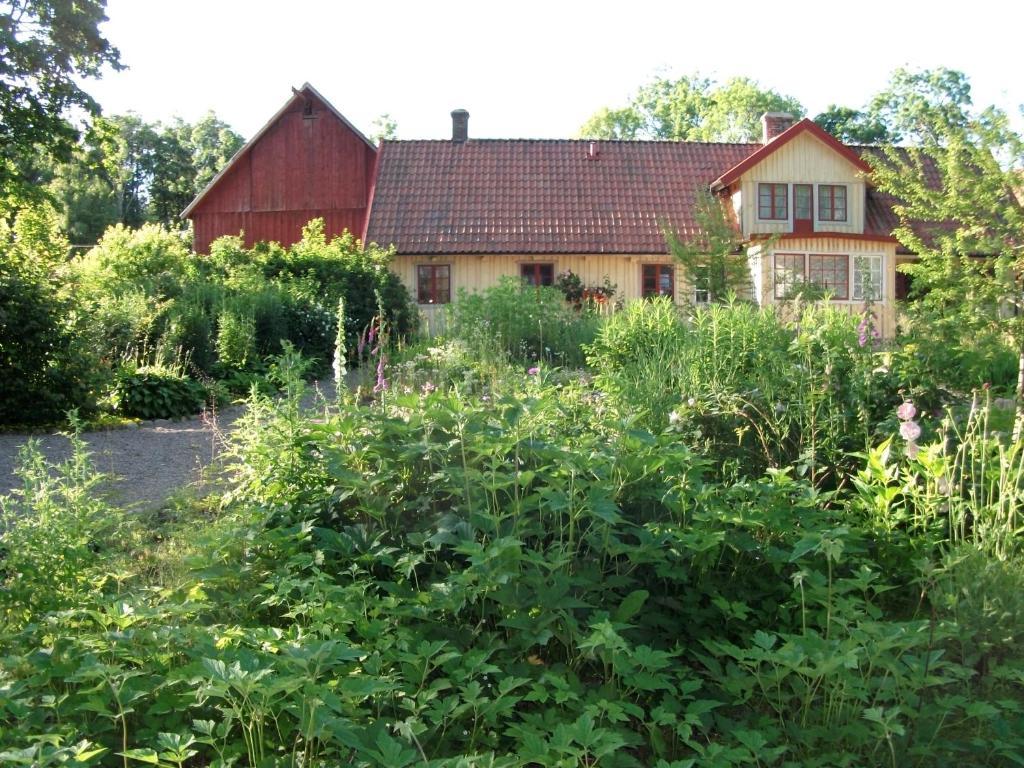 Vildrosor & Hoens Hagstad Buitenkant foto